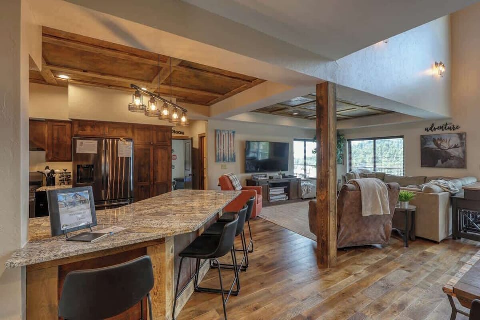 Bar and Livingroom