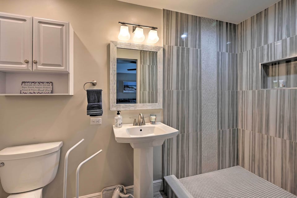 En-Suite Bathroom | Complimentary Toiletries
