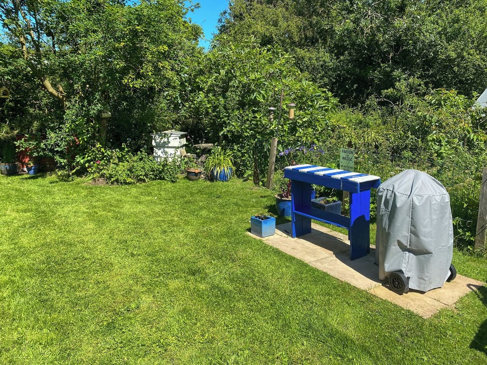 Garden | Beekeeper&rsquo;s Cabin, Booton, Reepham