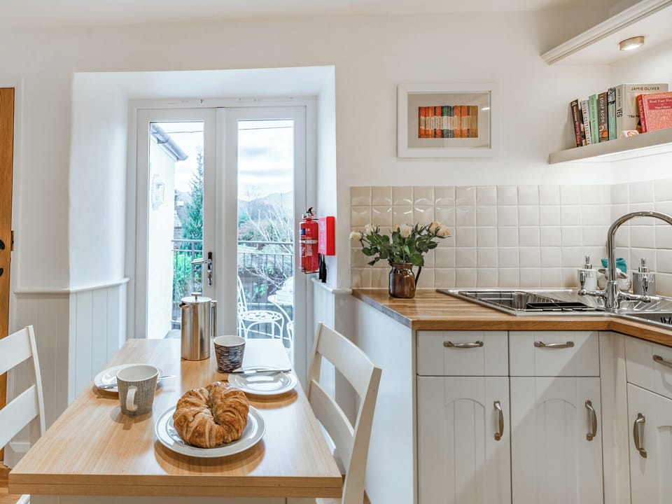 Kitchen | 7 The Plosh, Keswick