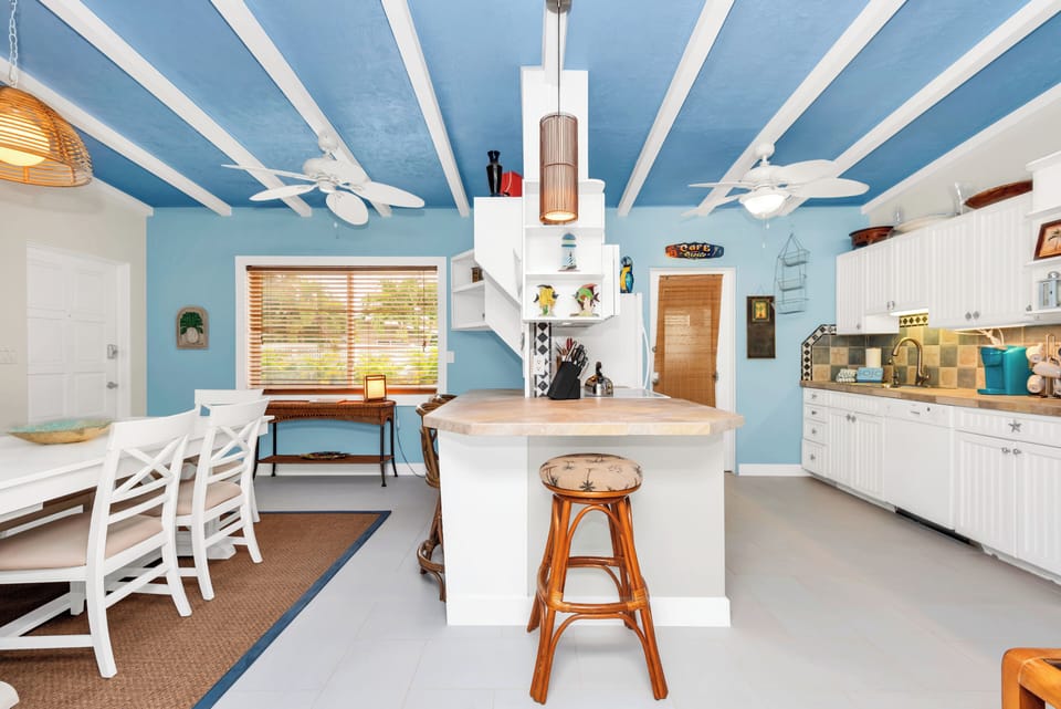  Dining Room, Desk space/Island and Kitchen