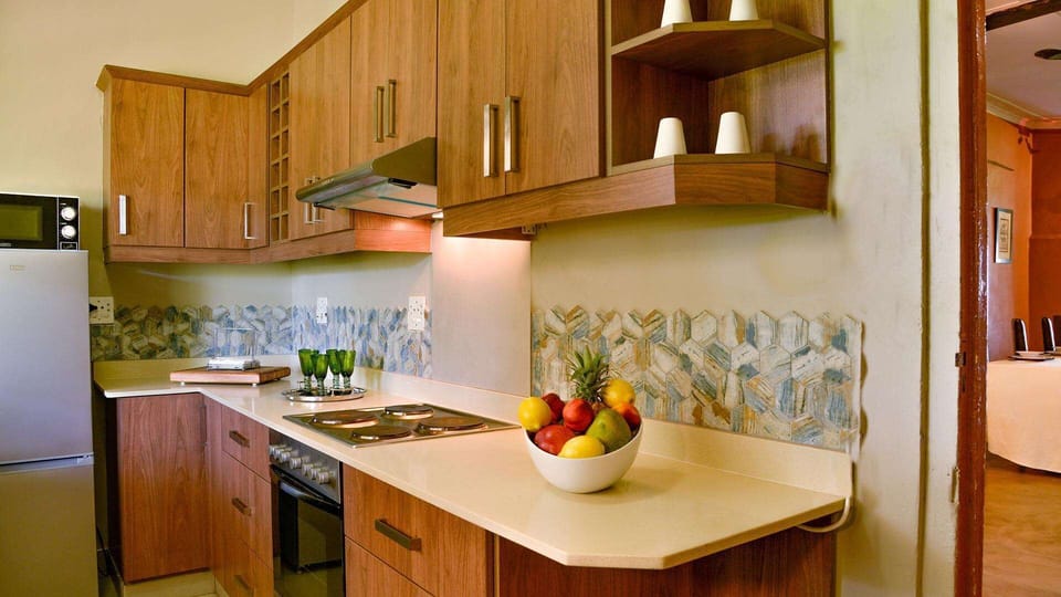 FigTree Room  | In-room safe, free WiFi, bed sheets