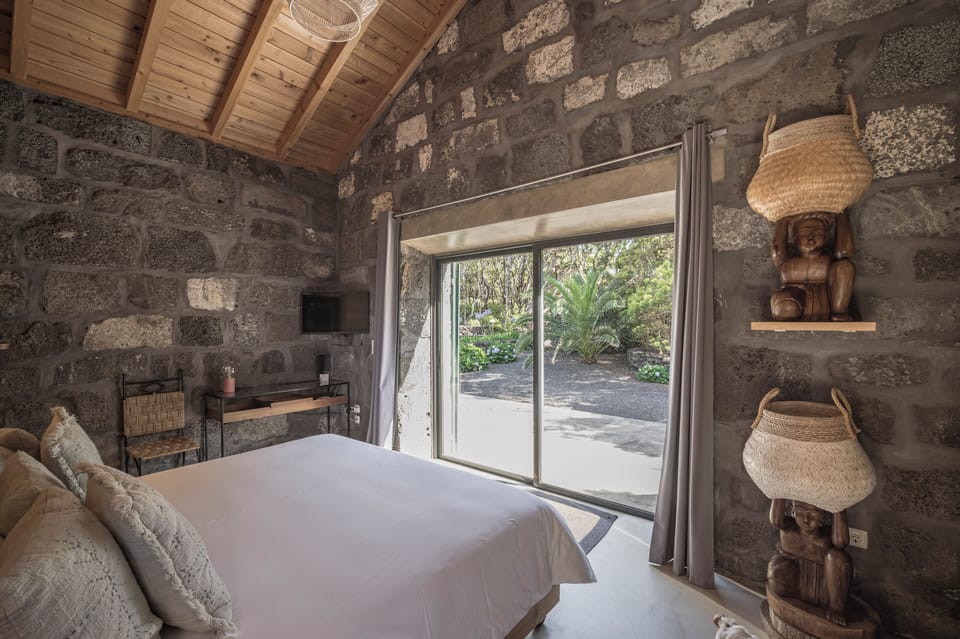 Luxury Villa, 2 Bedrooms, Ocean View, Oceanfront | Premium bedding, in-room safe, individually decorated