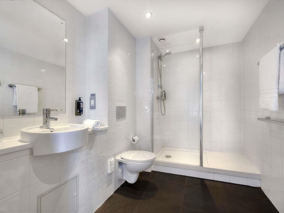 Memory foam beds, in-room safe, desk, blackout drapes