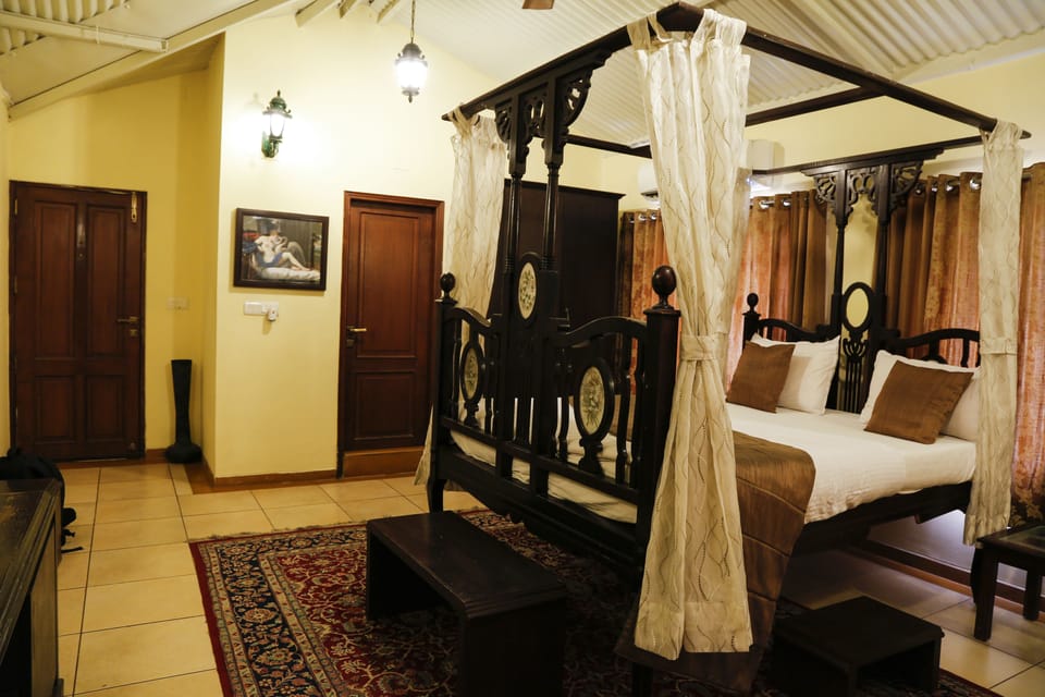 Emperor Suite | Minibar, in-room safe, soundproofing, iron/ironing board (on request)