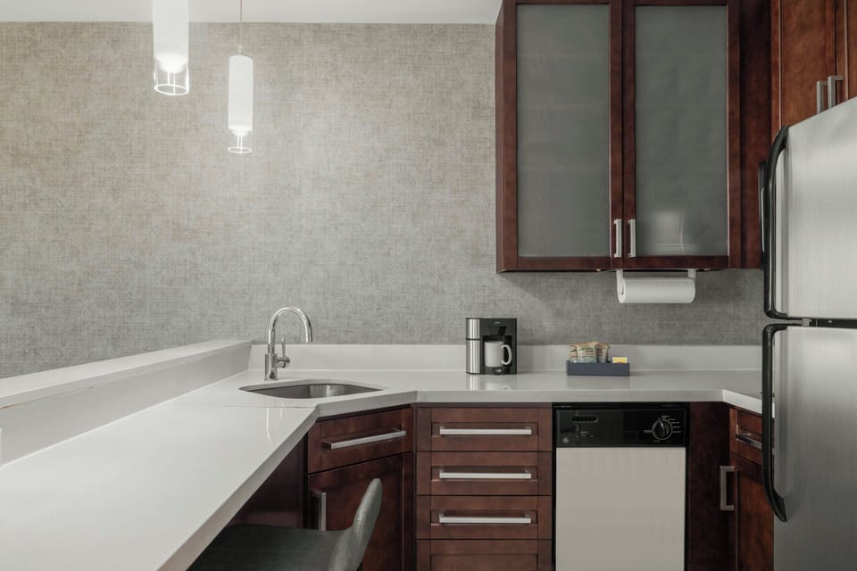 Studio, 1 King Bed with Sofa bed | Private kitchen | Fridge, microwave, stovetop, dishwasher