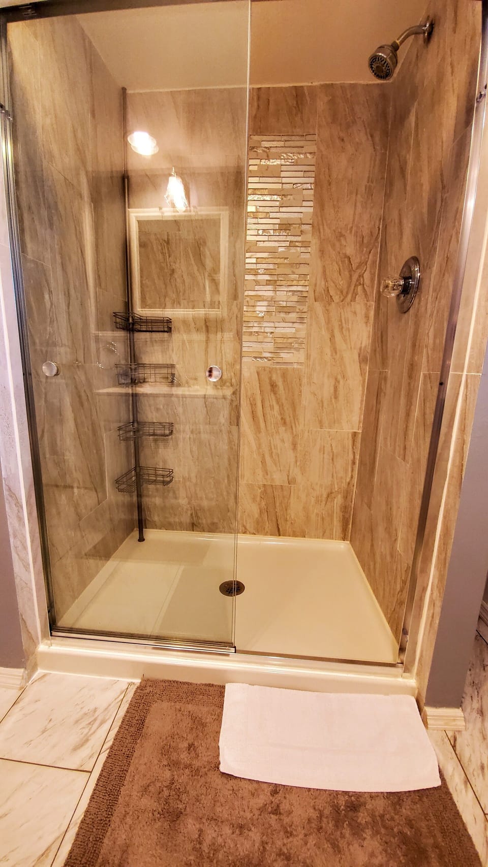 Art Nouveau - 1 Double Bed, Private Bathroom | Bathroom | Free toiletries, hair dryer, towels