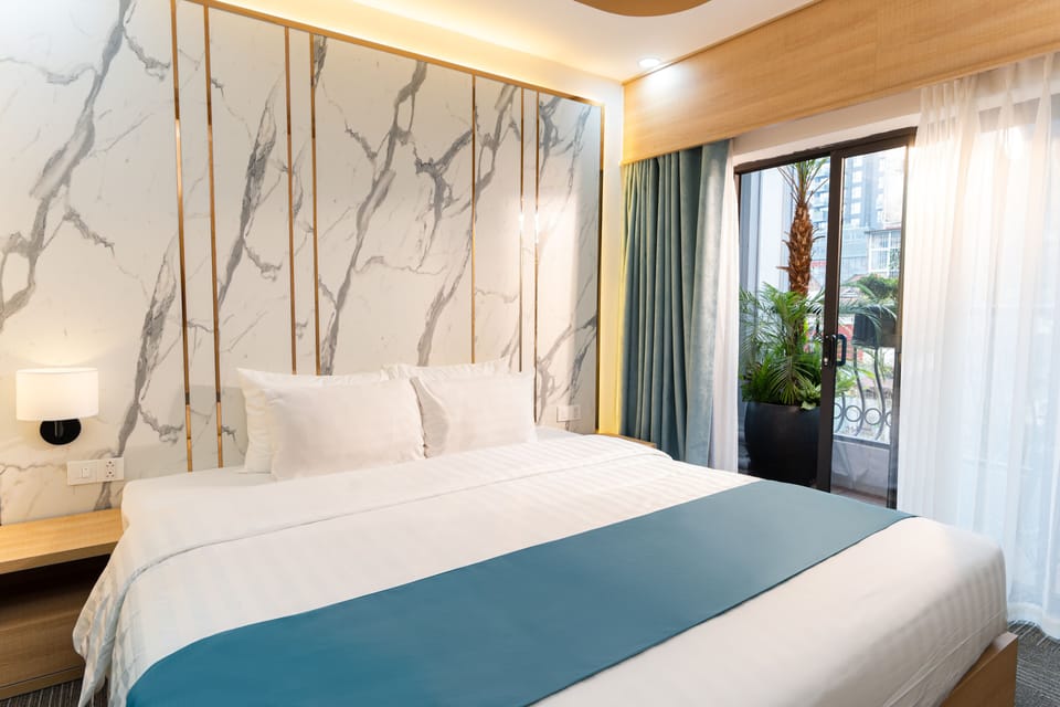 Memory foam beds, minibar, desk, laptop workspace