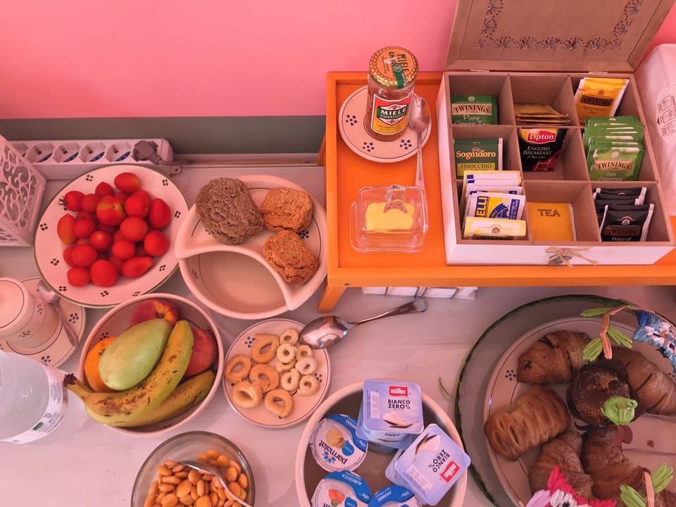 Free buffet breakfast