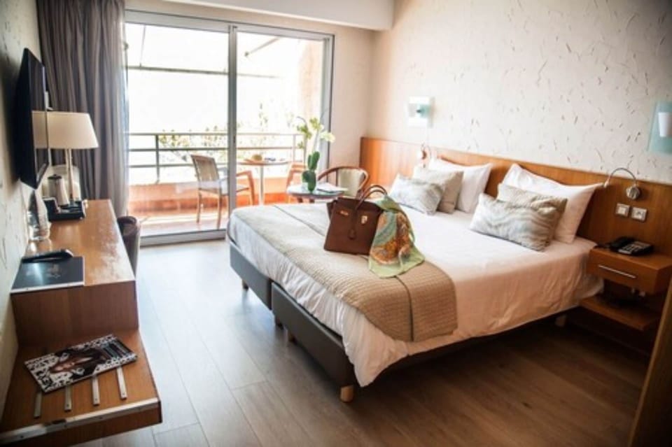Deluxe Double or Twin Room | Premium bedding, minibar, in-room safe, desk