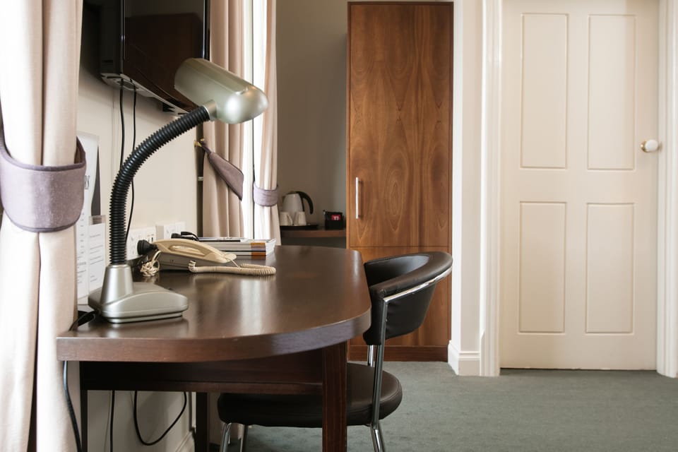 Executive Suite | In-room business center