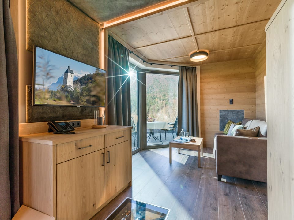 Chalet, Mountain View | Living room | 38-inch flat-screen TV with cable channels, TV