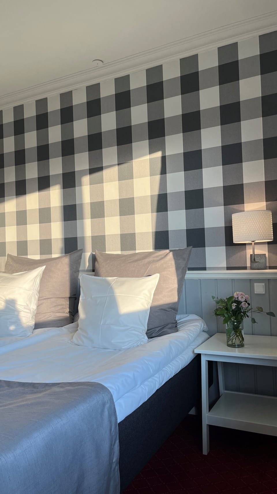 In-room safe, desk, soundproofing, cribs/infant beds