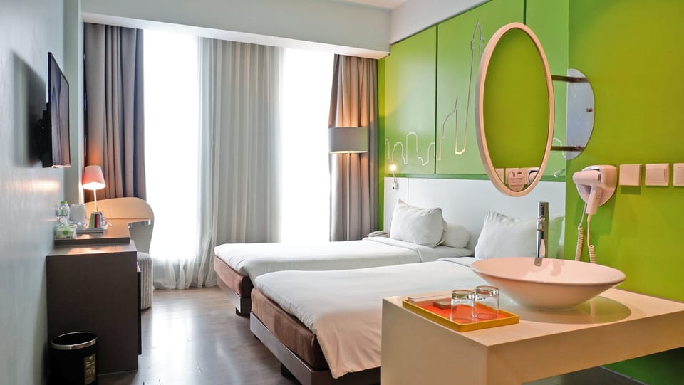 Superior Room, 2 Twin Beds | Premium bedding, in-room safe, desk, soundproofing