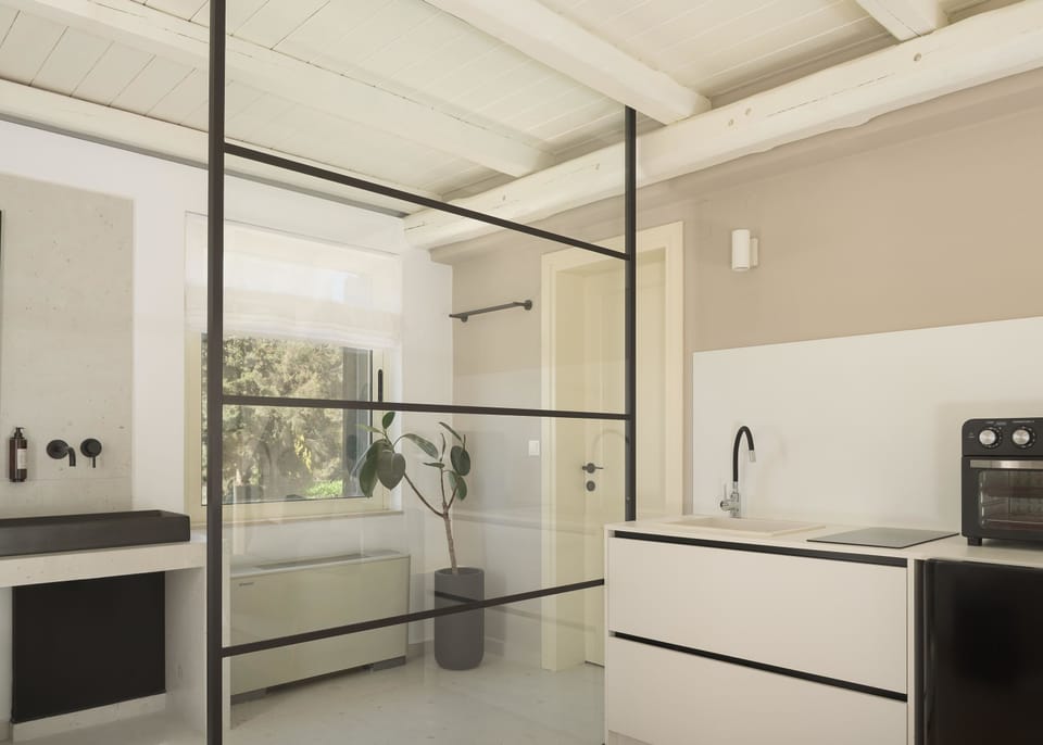 Deluxe Loft | Private kitchen | Full-size fridge, espresso maker, coffee/tea maker, electric kettle