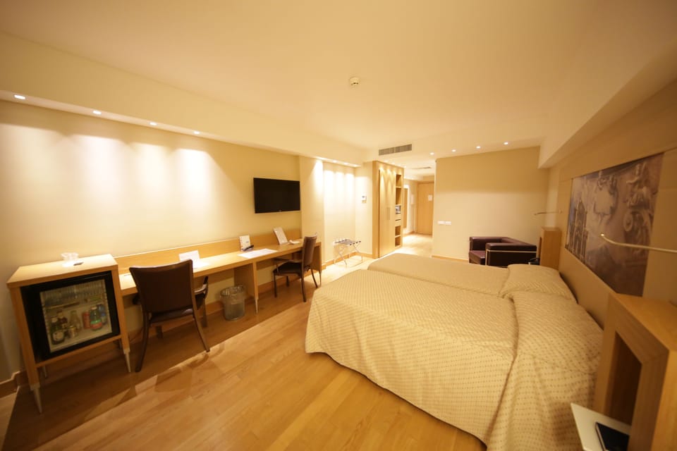 Minibar, in-room safe, desk, soundproofing