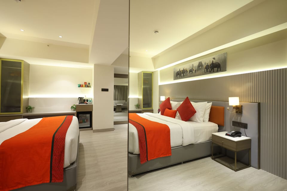 Deluxe Room | In-room safe, individually furnished, desk, laptop workspace