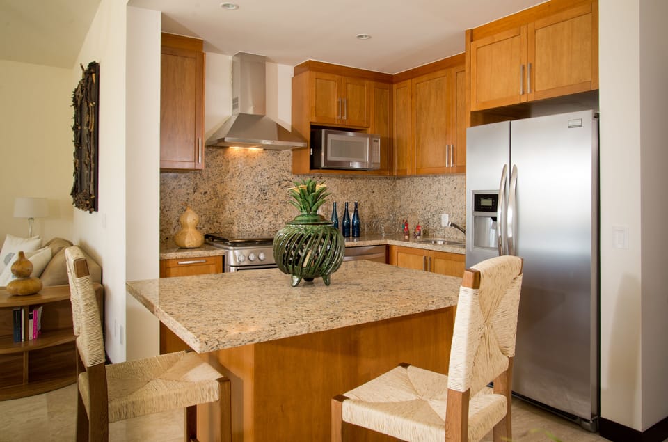 Master suite Private Pool | Private kitchen
