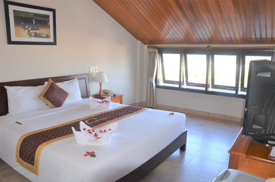 Economy Double or Twin Room | Egyptian cotton sheets, premium bedding, memory foam beds
