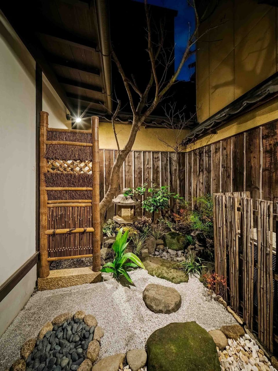 Traditional House, 2 Bedrooms, Kitchen, Garden View | Garden view