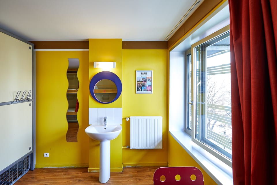 Shared Dormitory, Mixed Dorm, Shared Bathroom (10 Bed Dorm) | Room amenity