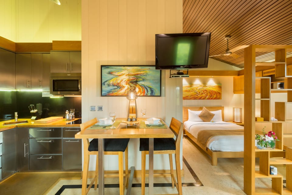 Suite, 1 Bedroom | 1 bedroom, premium bedding, memory foam beds, in-room safe