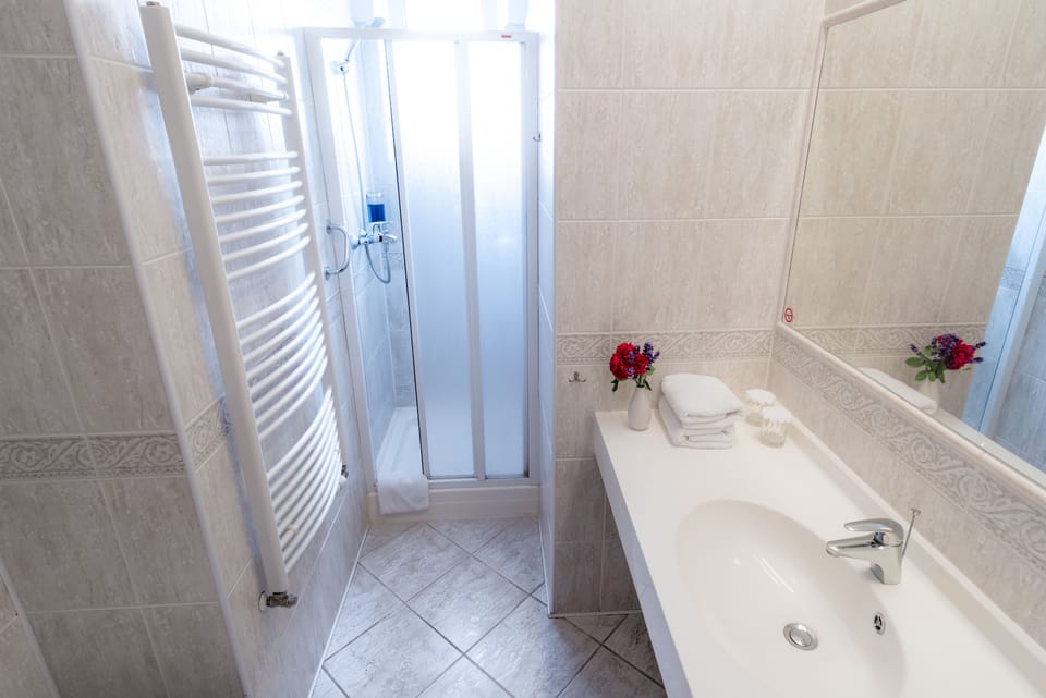 Double Room | Room amenity