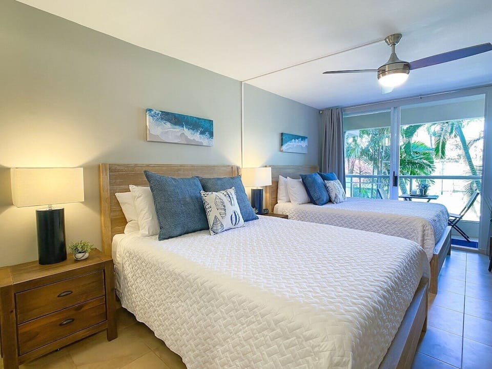 Kitchenette offers a microwave, coffee pot and small refrigerator.