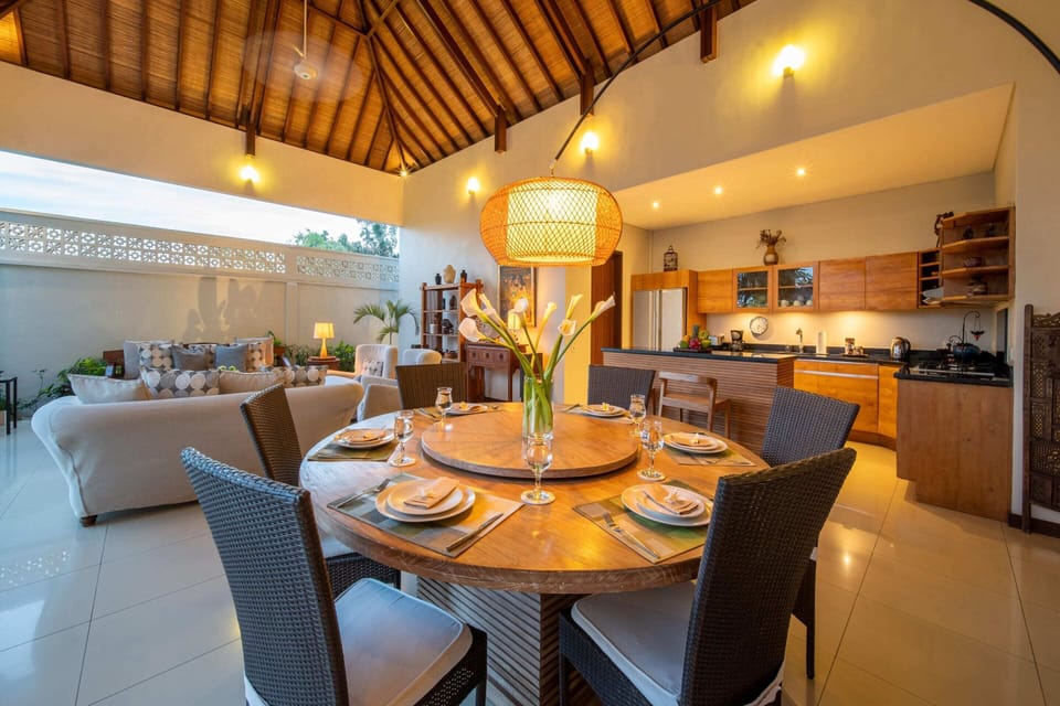 Villa, 3 Bedrooms, Private Pool, Pool View | Private kitchen | Microwave, coffee/tea maker, electric kettle, toaster