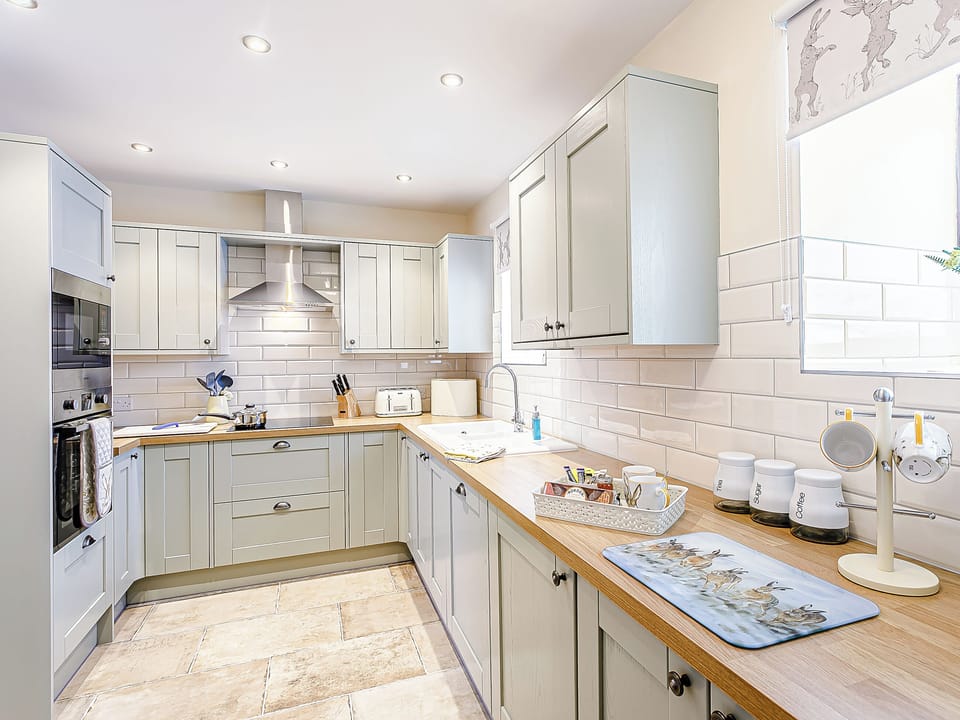 Kitchen | Waters Edge - Windleden Farm Cottages, Don View, near Dunford Bridge