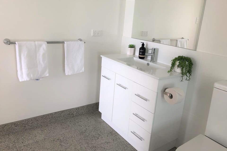 En-suite bathroom