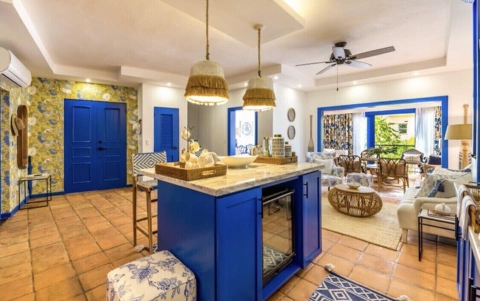 Kitchen Island Smart TV Wi Fi