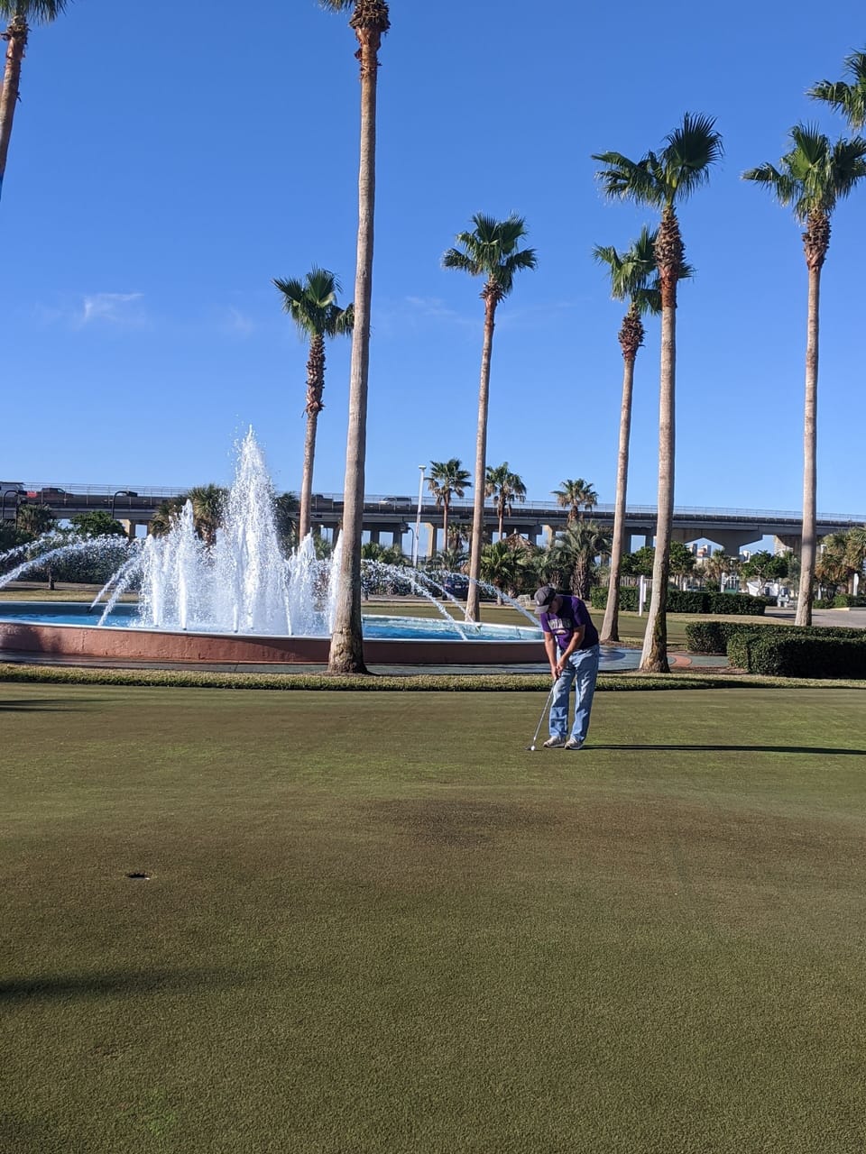 Putting Green with a beautiful Fountain.