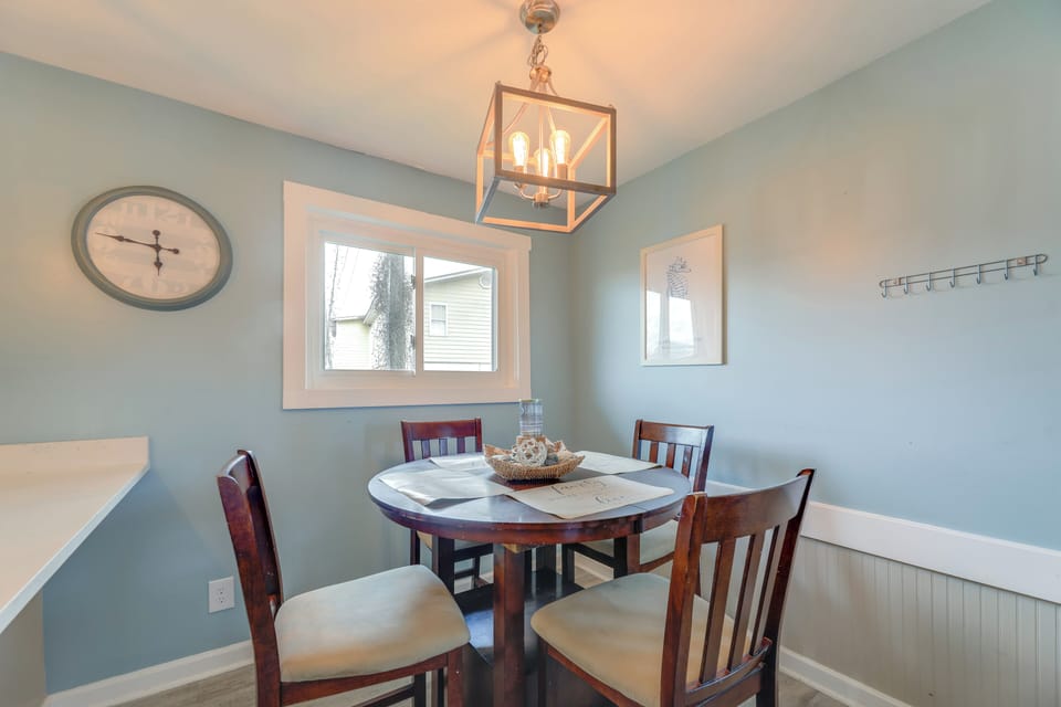 Dining Area | 1st Floor