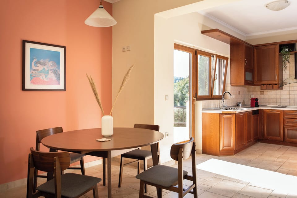 Deluxe Villa, 5 Bedrooms, Hill View | Living area | LCD TV