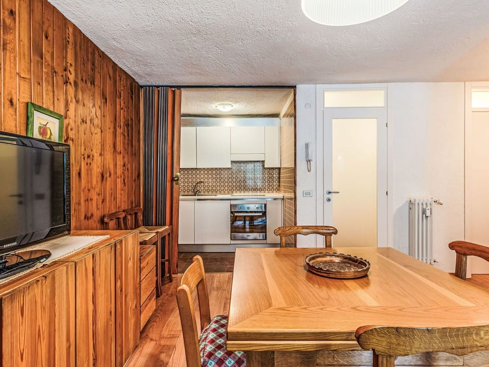 Interior Design, Wood, Flooring, Ceiling, Furniture, Floor, Room, Wood Stain, Hardwood, Cabinetry