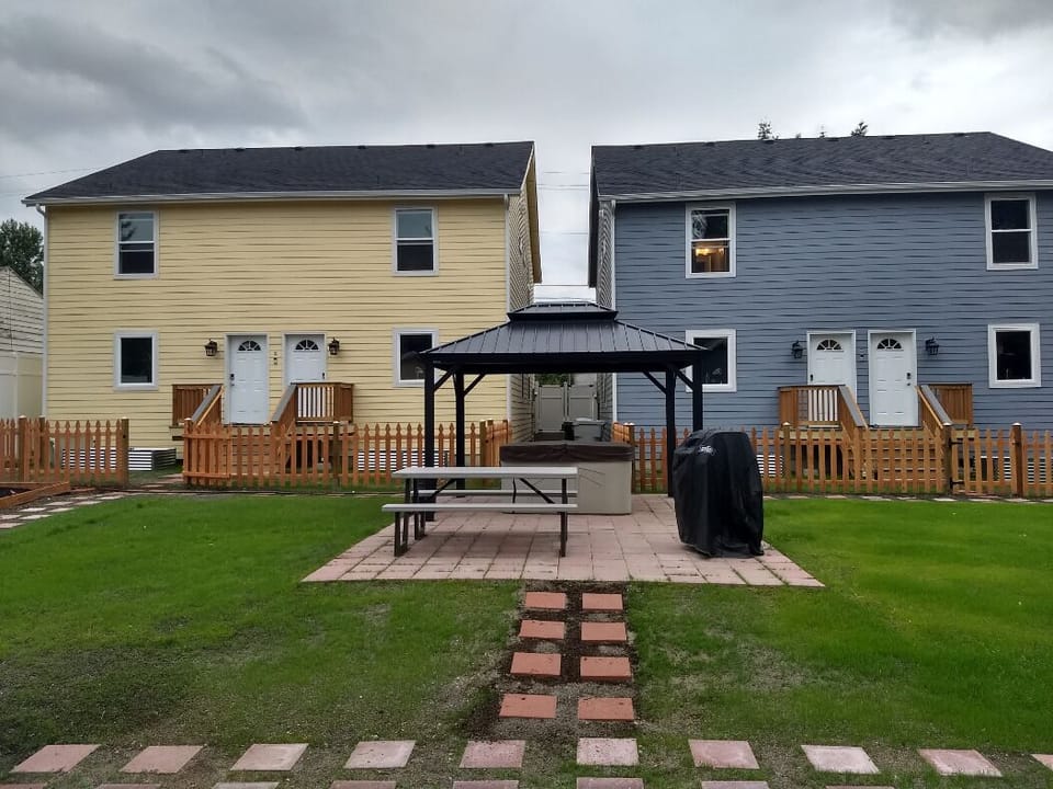 Hot tub & BBQ grill are not available.  