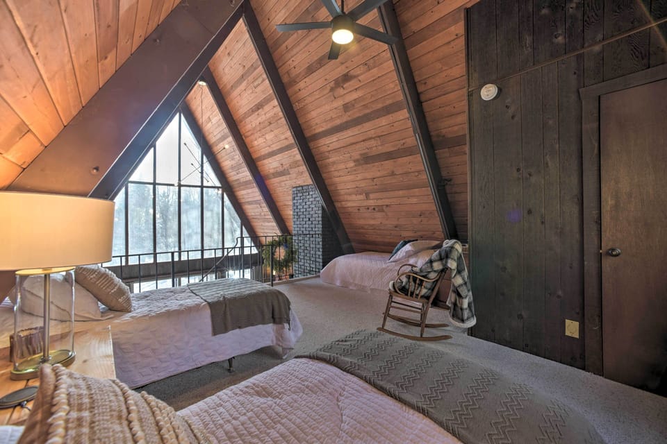 Additional Sleeping | Loft
