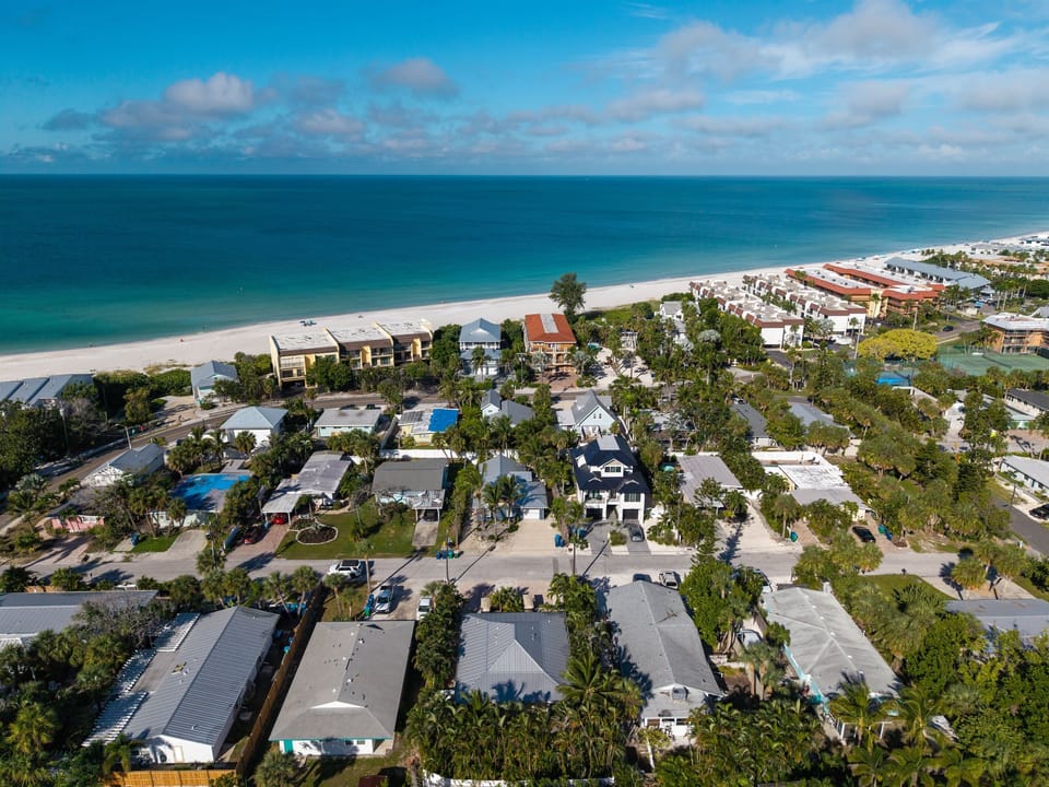 Easy walk to the Gulf beach