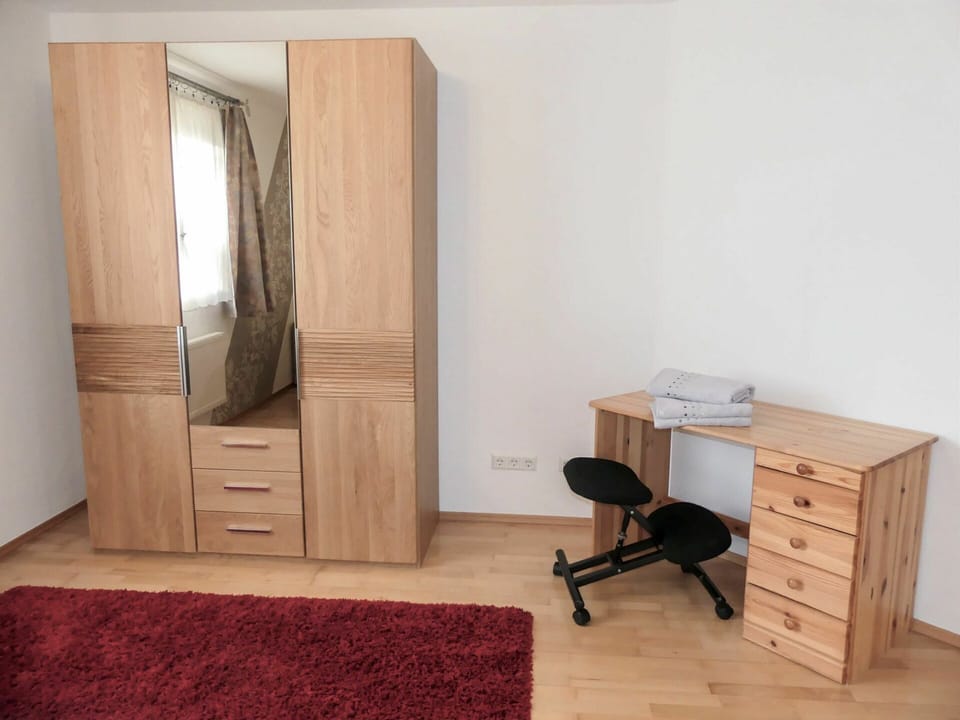 Furniture, Cabinetry, Comfort, Drawer, Wood, Flooring, Chest Of Drawers, Floor, Interior Design, Building