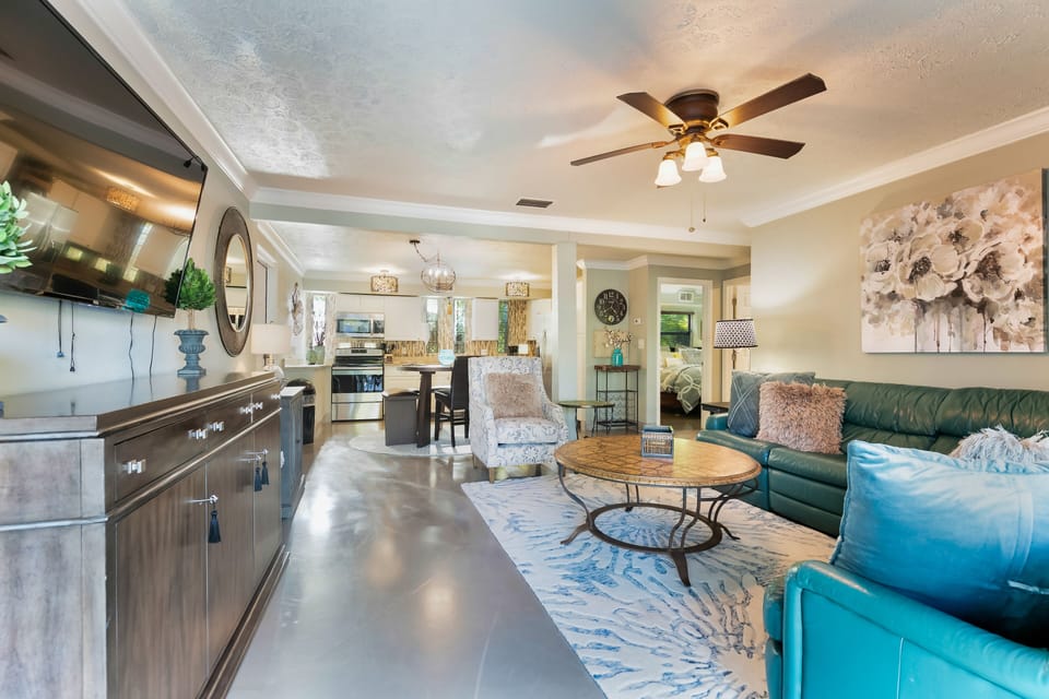 Suite, 2 Bedrooms | Living area | 42-inch flat-screen TV with cable channels, TV
