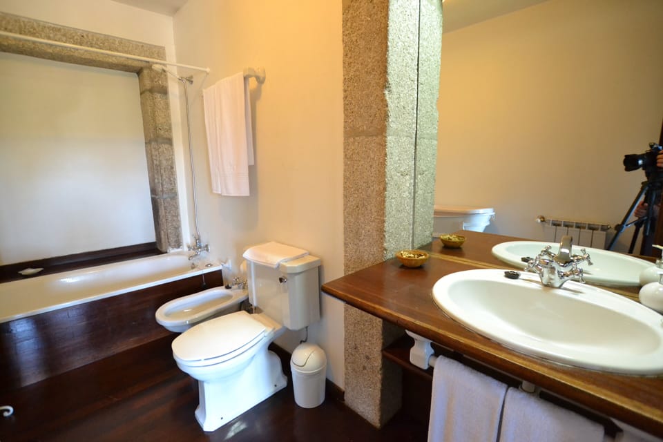 Free toiletries, towels
