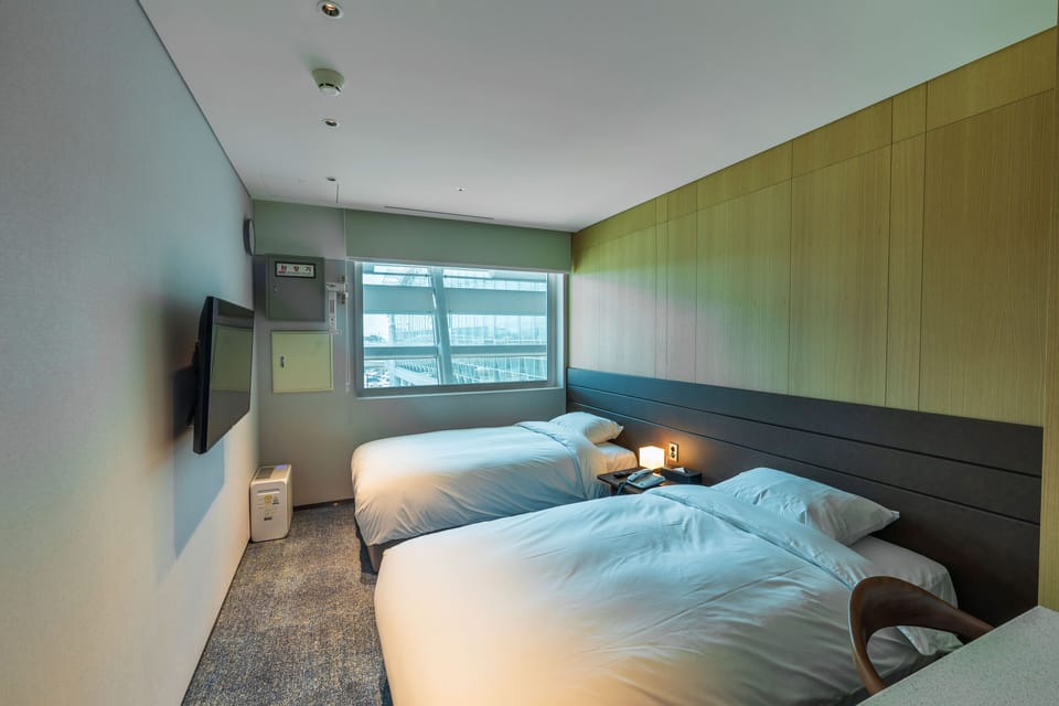 Desk, bed sheets