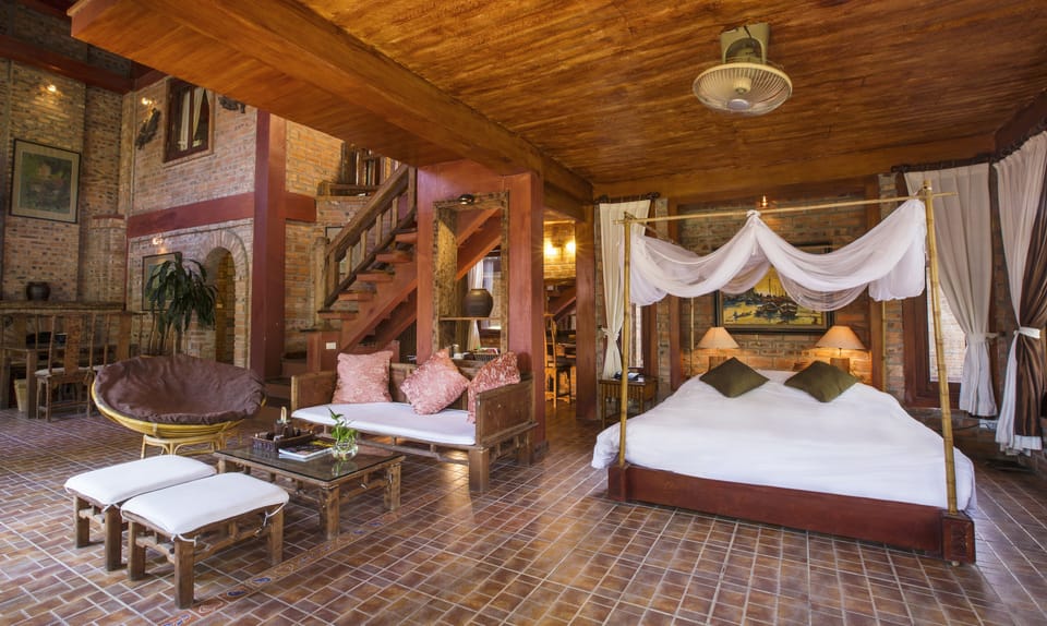 Villa, Multiple Beds | 1 bedroom, minibar, desk, iron/ironing board