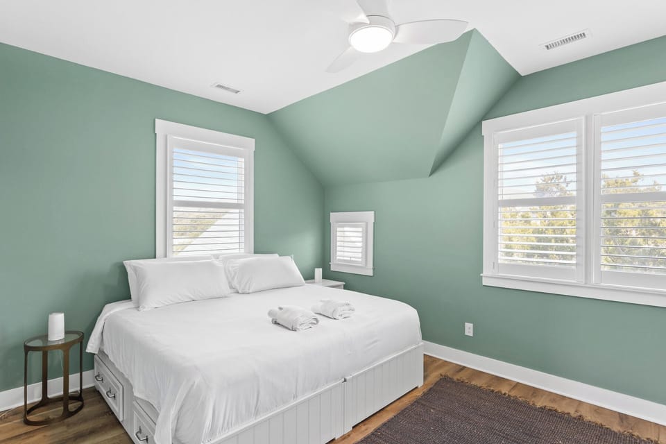 KING GUEST ROOM 2nd FLOOR