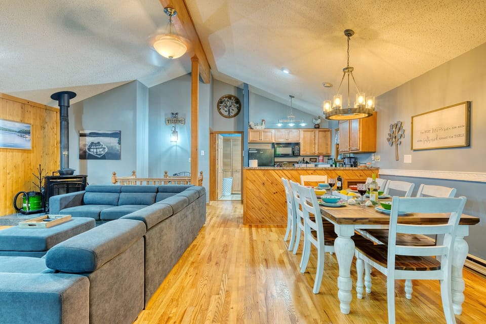 Open Floor Plan 