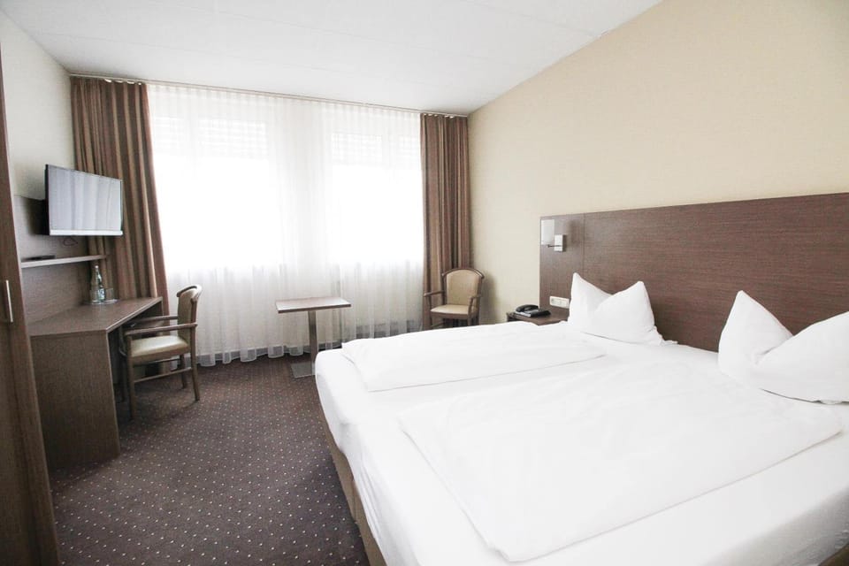 In-room safe, desk, iron/ironing board (on request), WiFi (free)