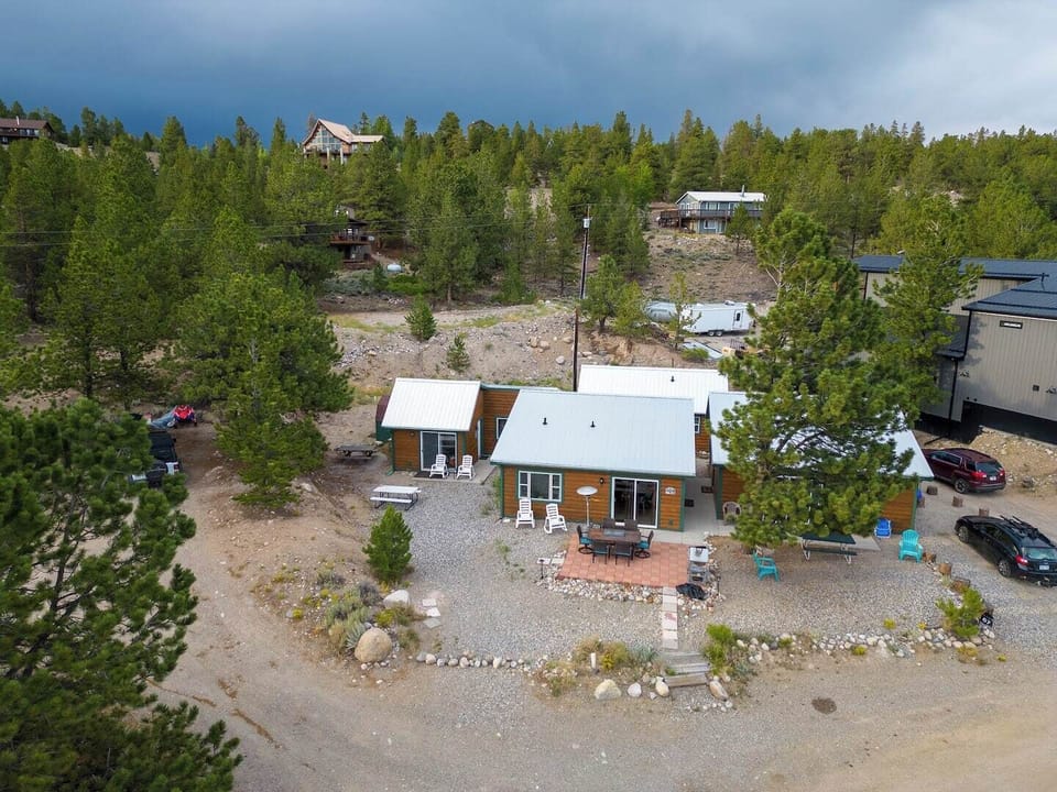 Wake up to mountainside magic at our cabin hideaway.