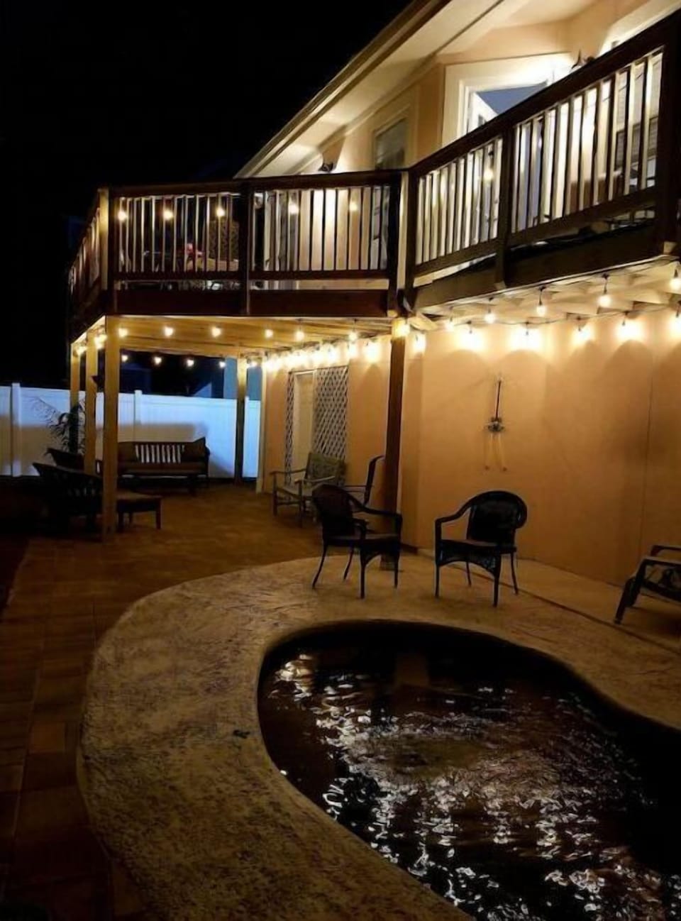 Heatable pool, spacious deck, and patio!
