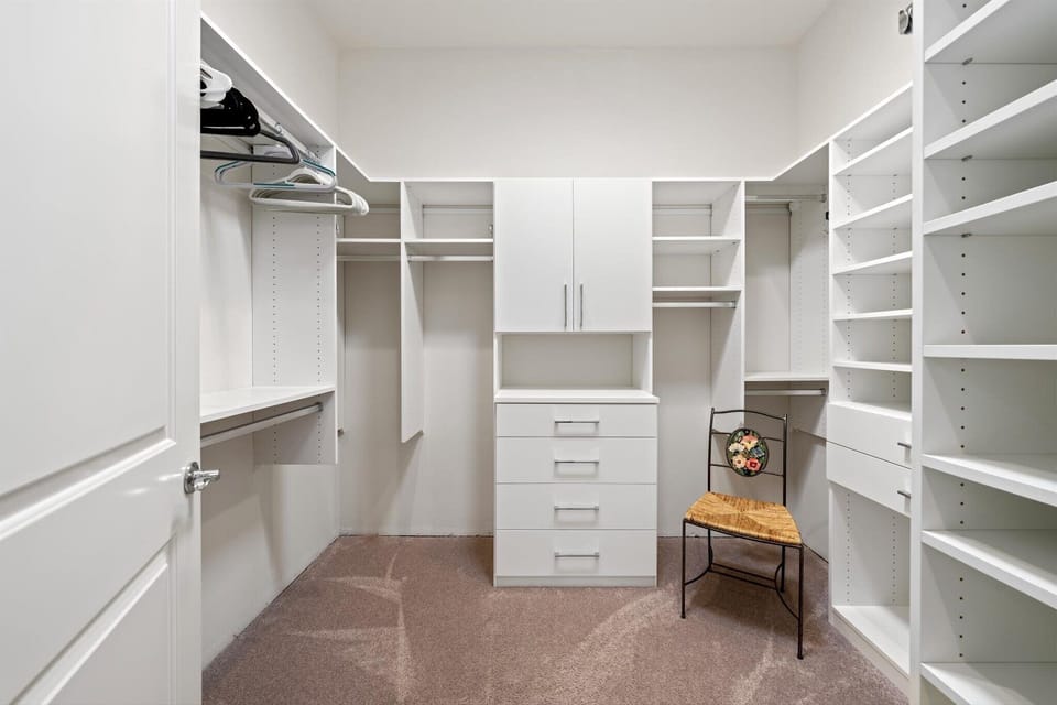 Master Bedroom Walk-in Closet
